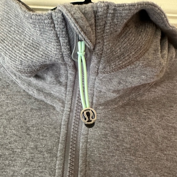 Lululemon Throw Me Over Hoodie (Size 8) - Picture 3 of 7